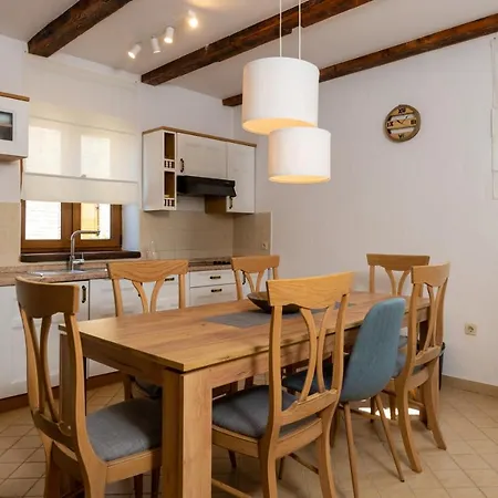 Wish With Heated Pool Villa *