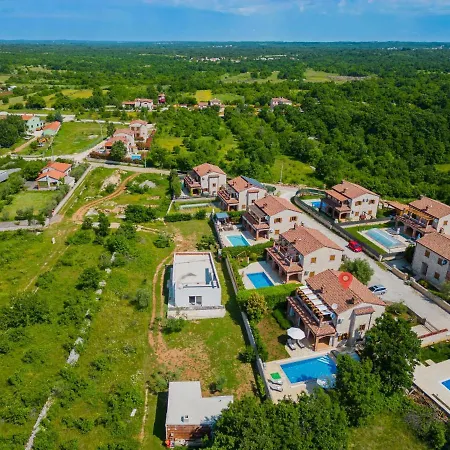 Wish With Heated Pool *