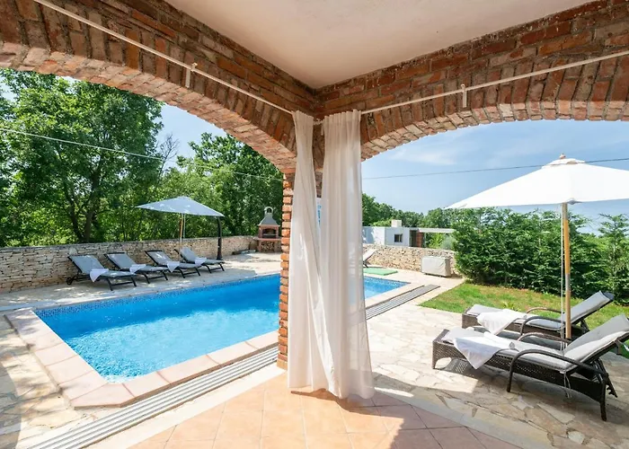 Villa Wish With Heated Pool