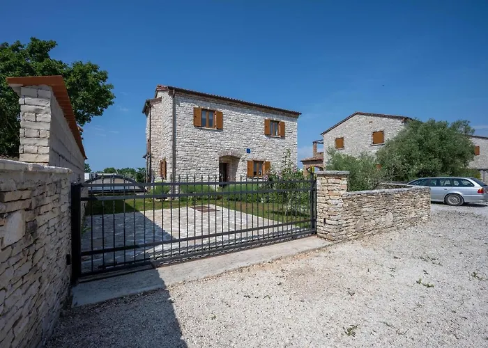 Wish With Heated Pool Cabrunici